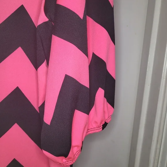 Star Vixen blouse - Picture 3 of 4